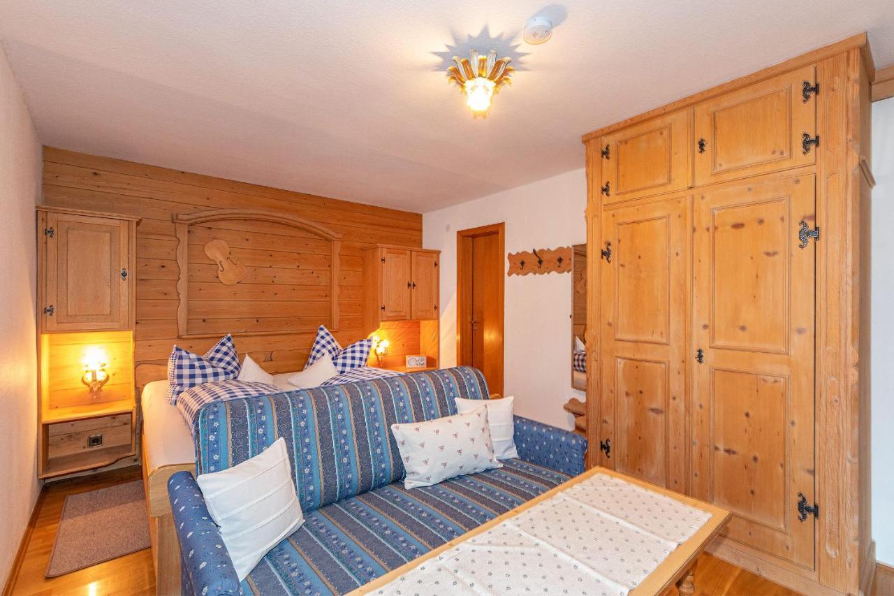 Beim Gschdoaga Apartamento Mittenwald Exterior foto