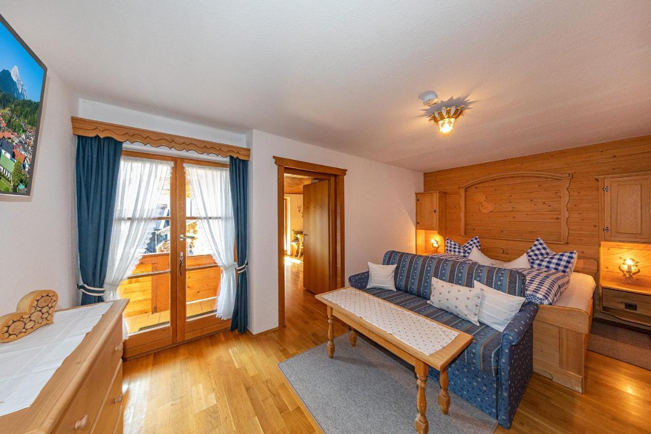 Beim Gschdoaga Apartamento Mittenwald Exterior foto